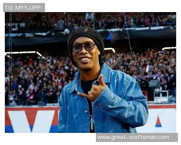 足球传奇小罗是否已经正式宣布退役引发球迷热议 足球传奇小罗是否已经正式宣布退役引发球迷热议