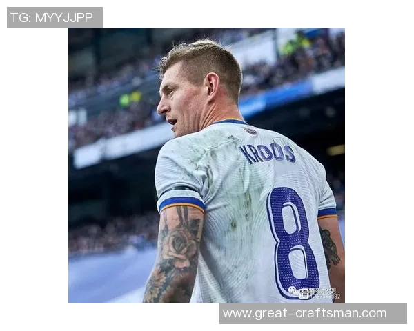 足球明星受伤恢复过程精彩瞬间图集展示 足球明星受伤恢复过程精彩瞬间图集展示